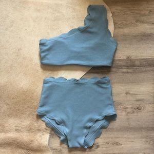 2 Piece Scalloped Edges Bikini Set